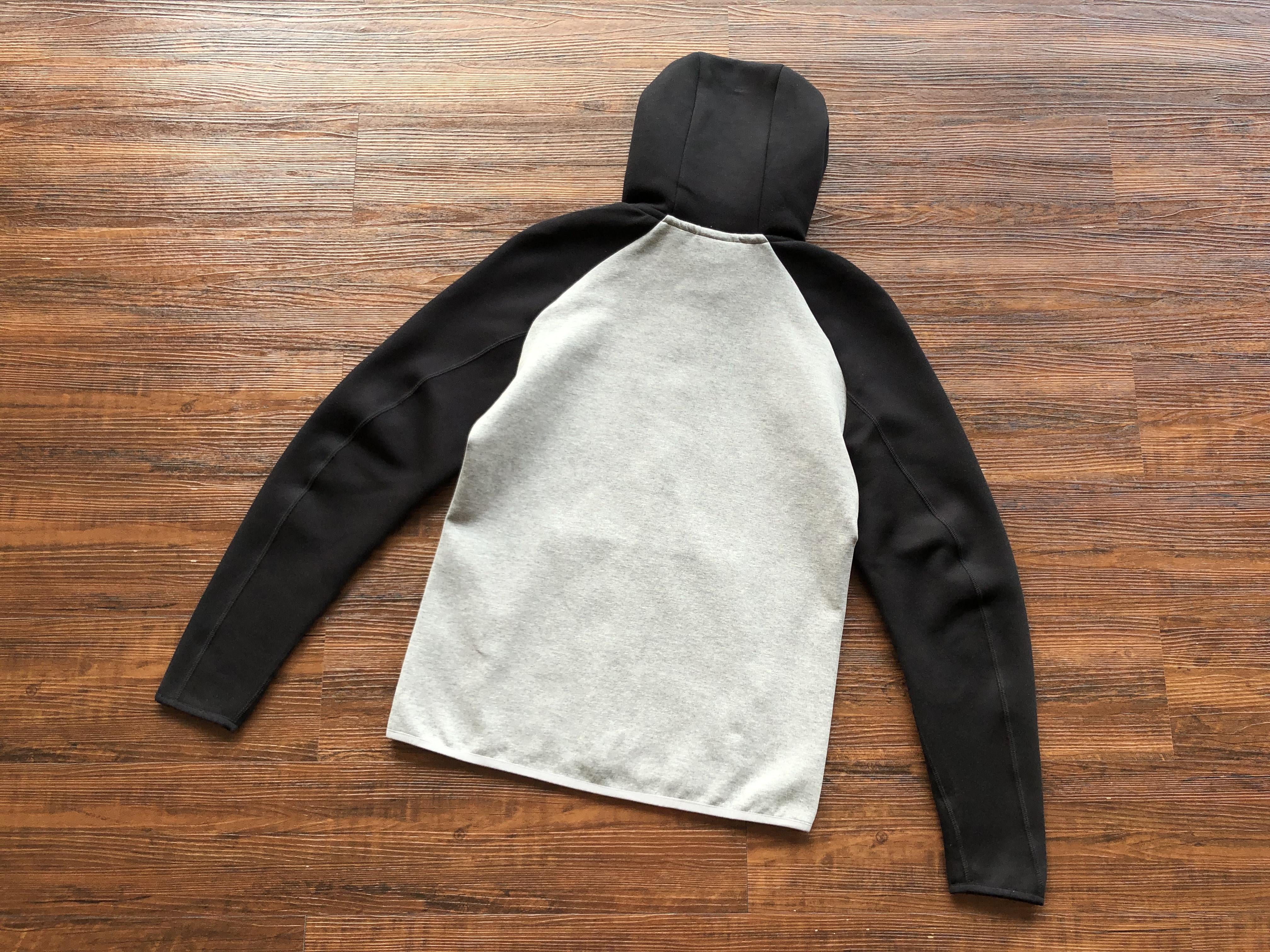 Conjunto Tech Fleece Black / Grey