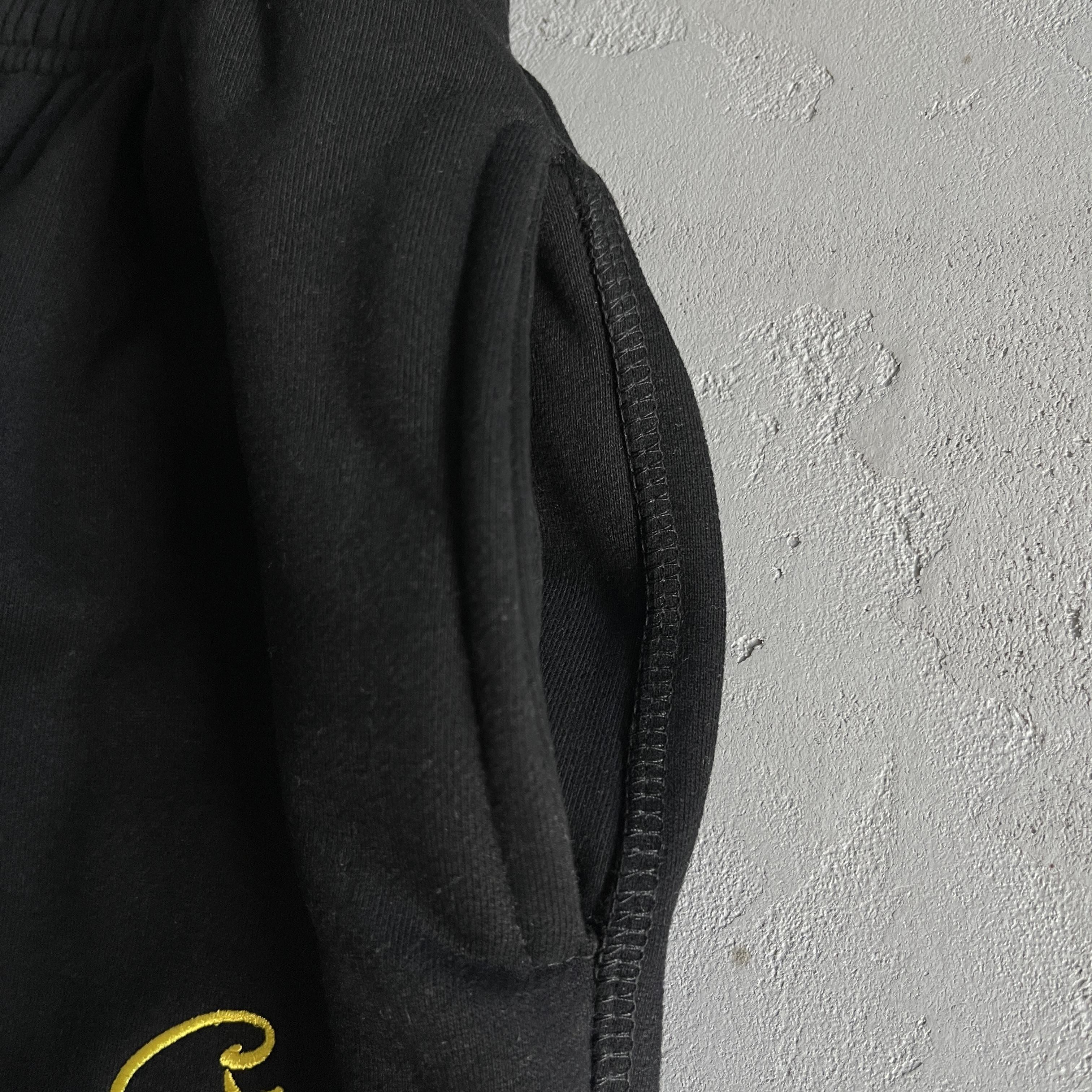 Conjunto Casaco e Calça Corteiz Alcatraz Basic Crewneck