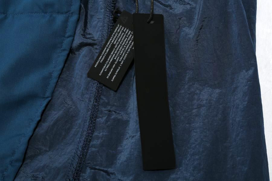 Calça Corta Vento Stone Island