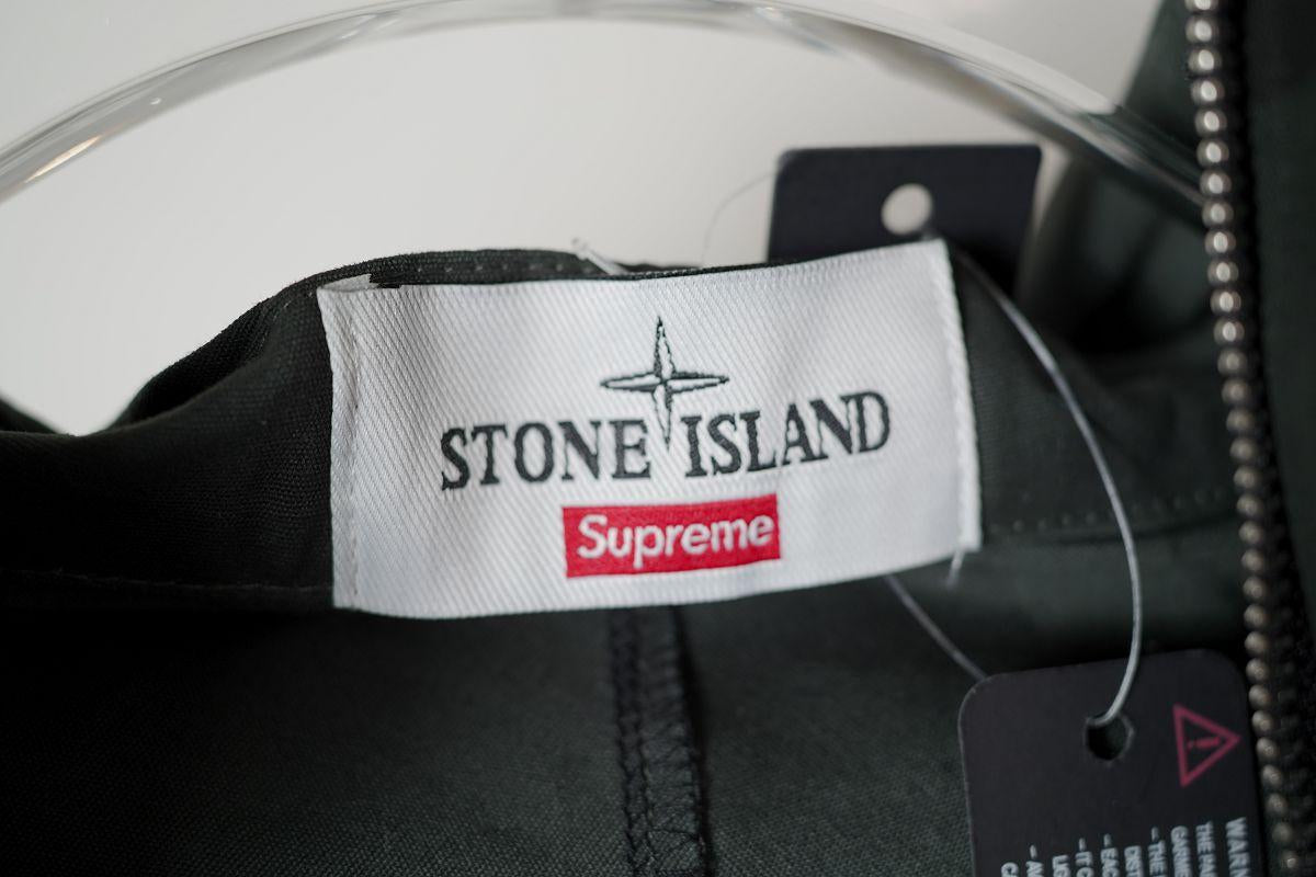 Jaqueta Stone x Supreme