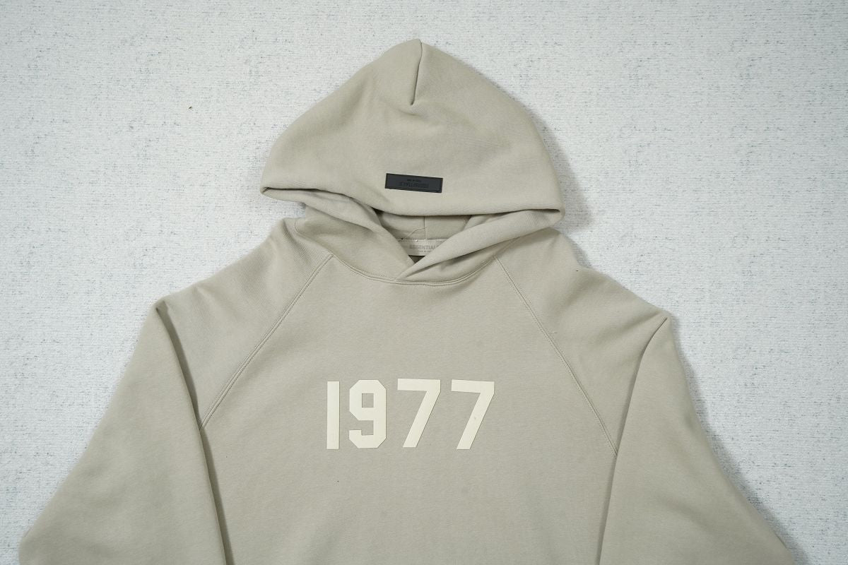 Moletom Cream FEAR OF GOD ESSENTIALS 1977