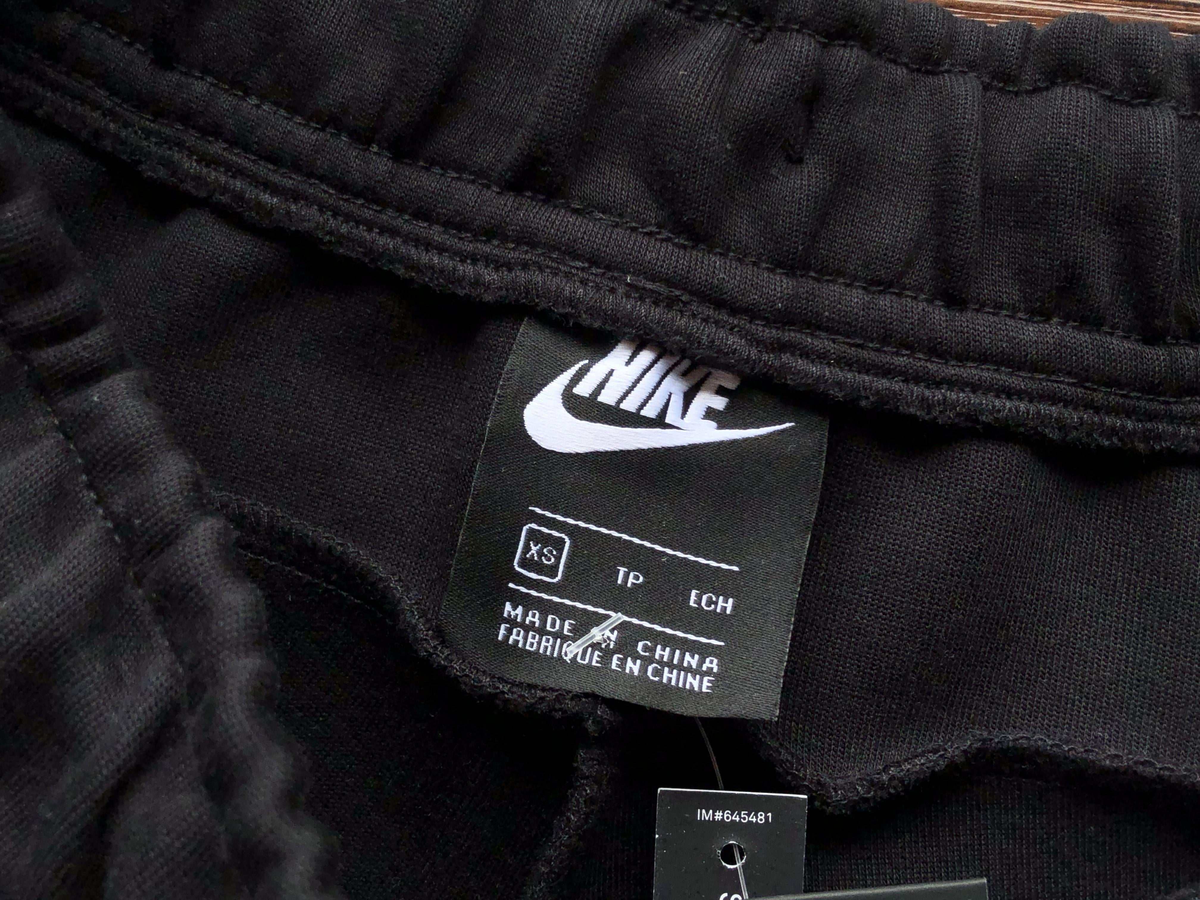 Conjunto Tech Fleece Black / Grey