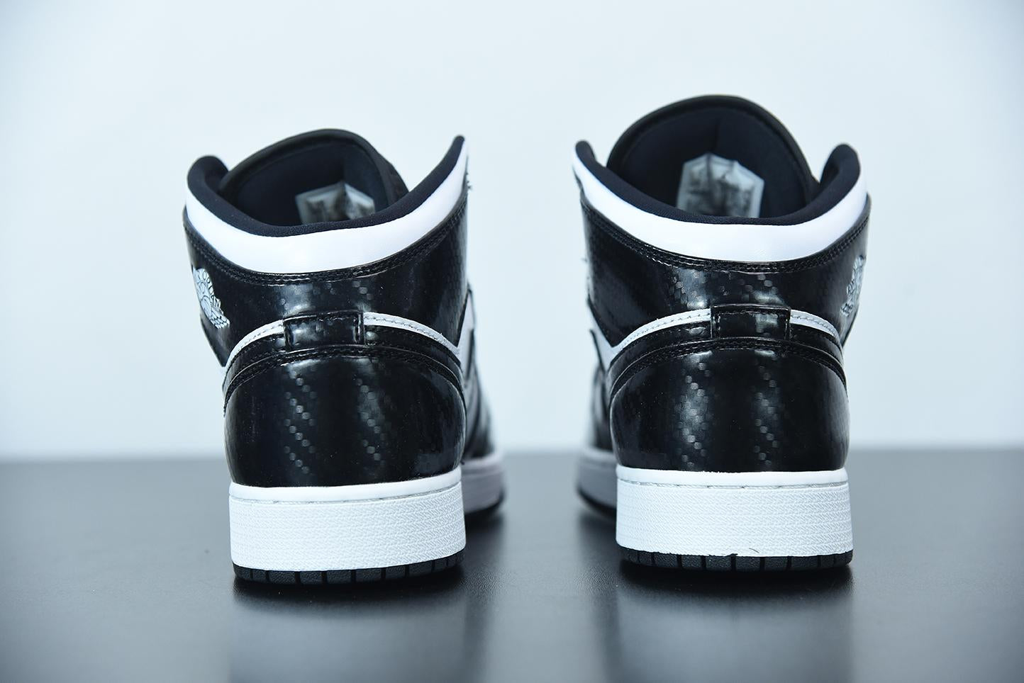 Tênis Jordan 1 Mid Carbon Fiber All-Star (2021)