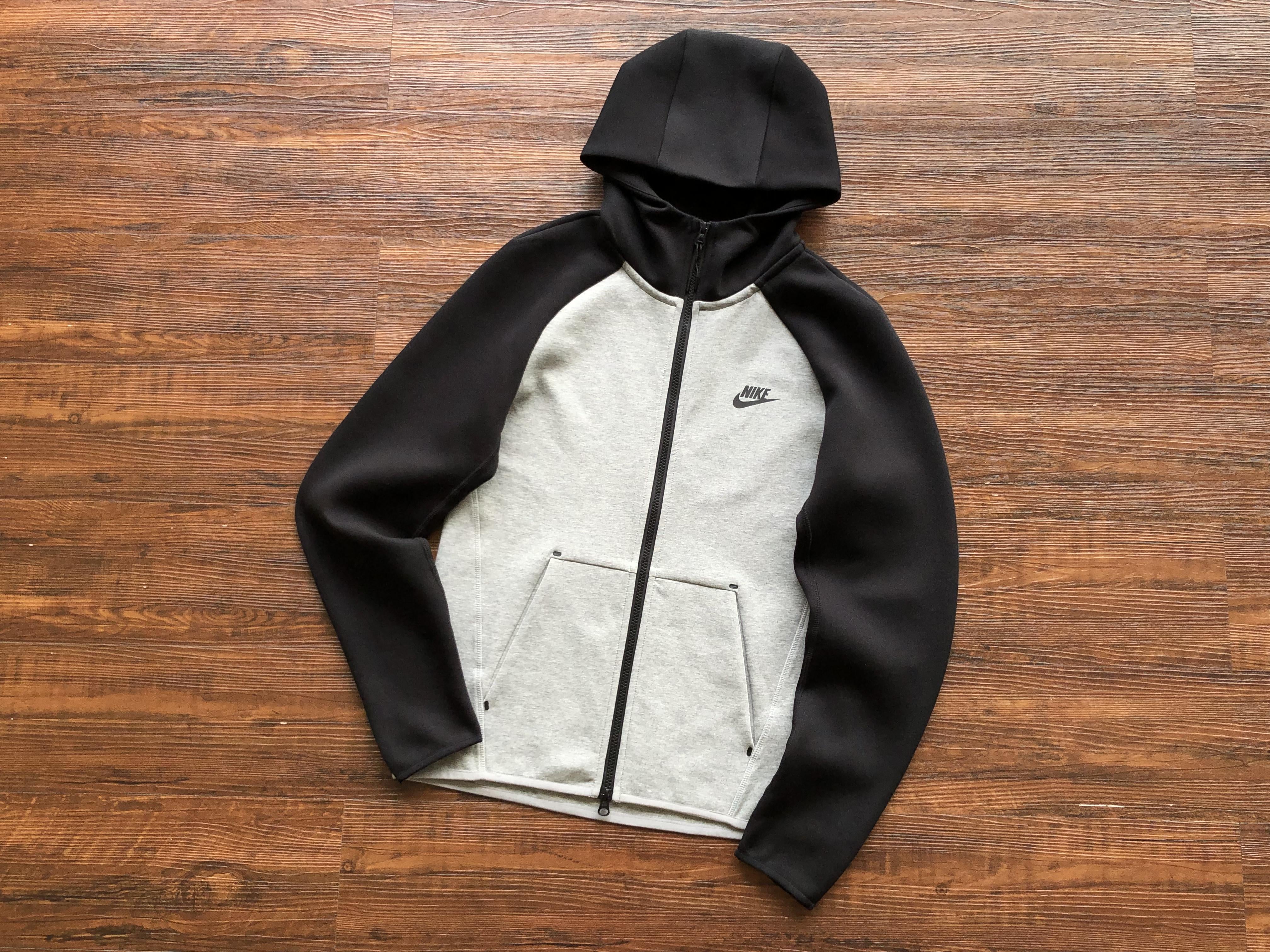 Conjunto Tech Fleece Black / Grey