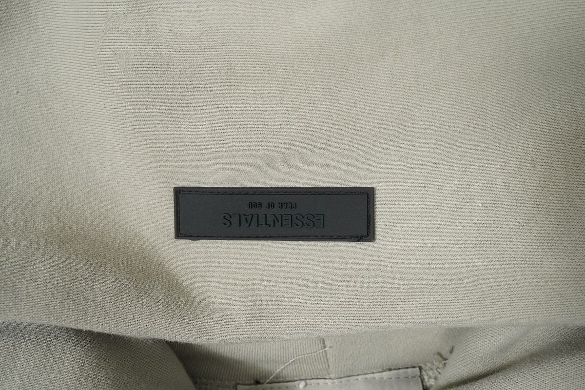 Moletom Cream FEAR OF GOD ESSENTIALS 1977