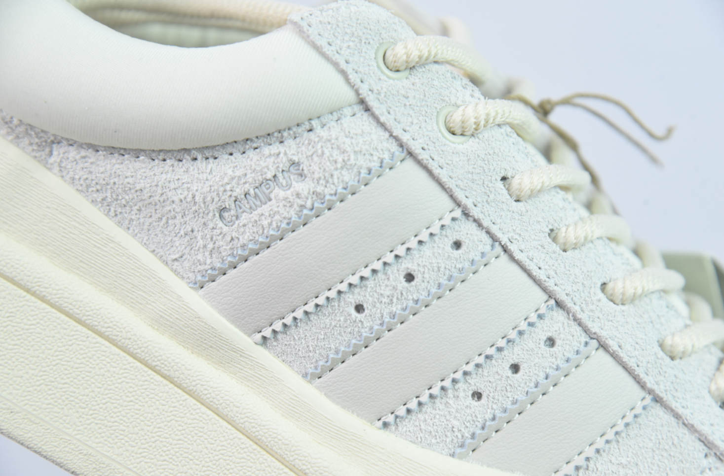 Tênis adidas Campus Light Bad Bunny Cream