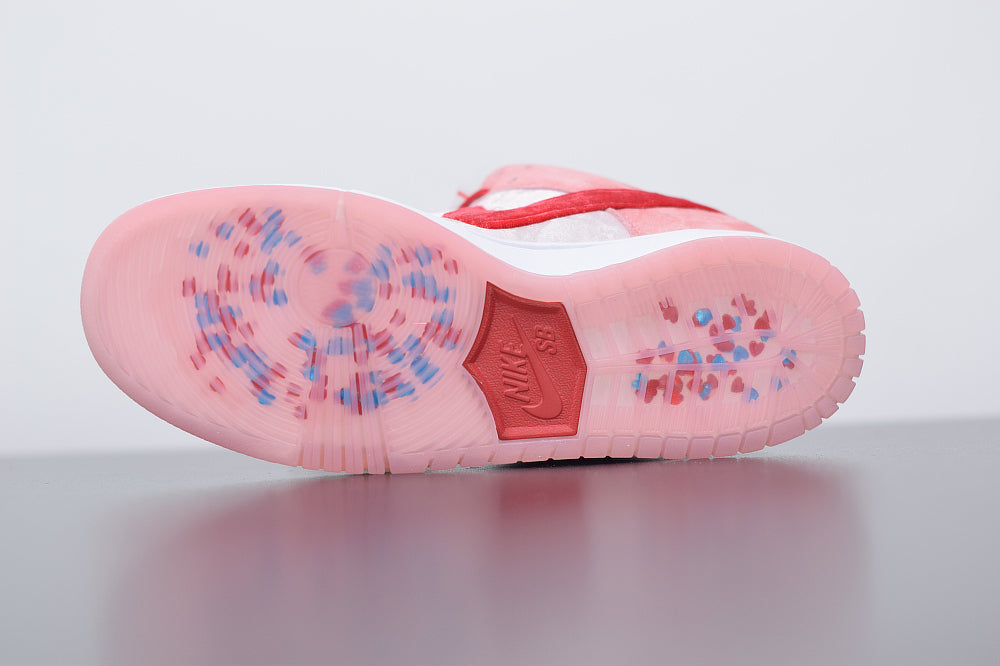 Tênis Nike SB Dunk Low Strangelove