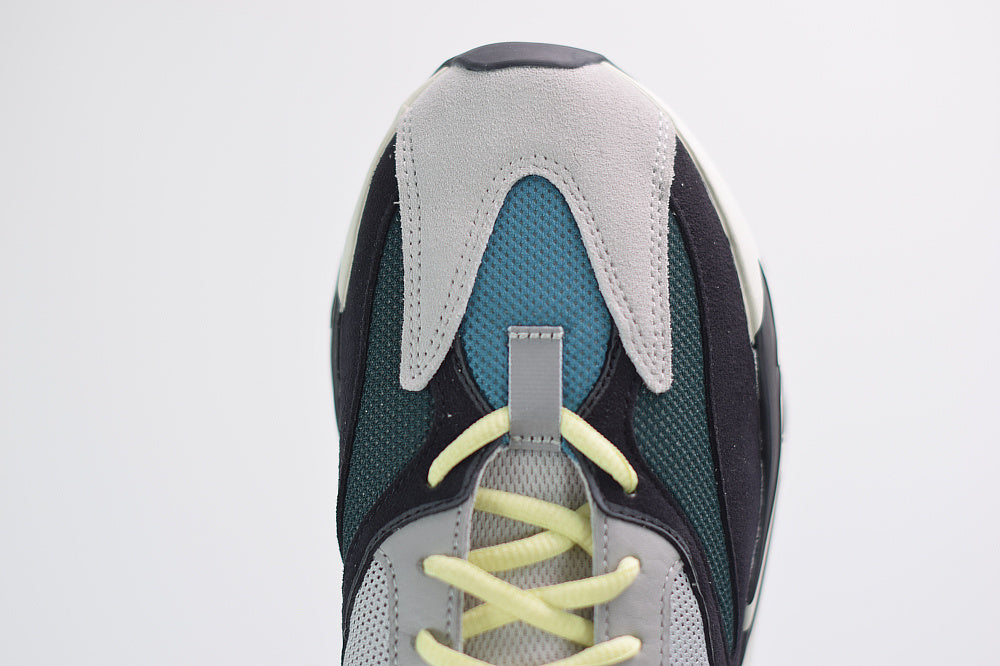 Tênis Yeezy Boost 700 Wave Runner (2017/2023)
