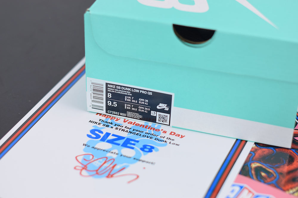 Tênis Nike SB Dunk Low Strangelove