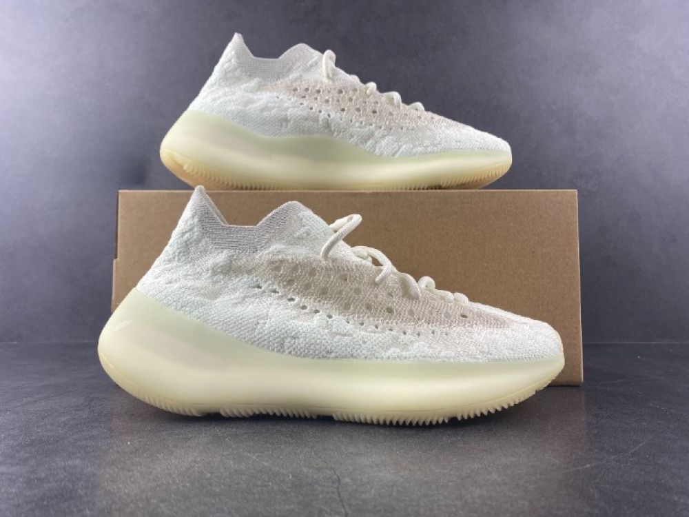 Tênis Adidas Yeezy Boost 380 Calcite Glow