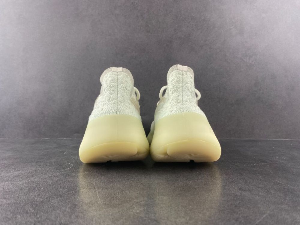 Tênis Adidas Yeezy Boost 380 Calcite Glow