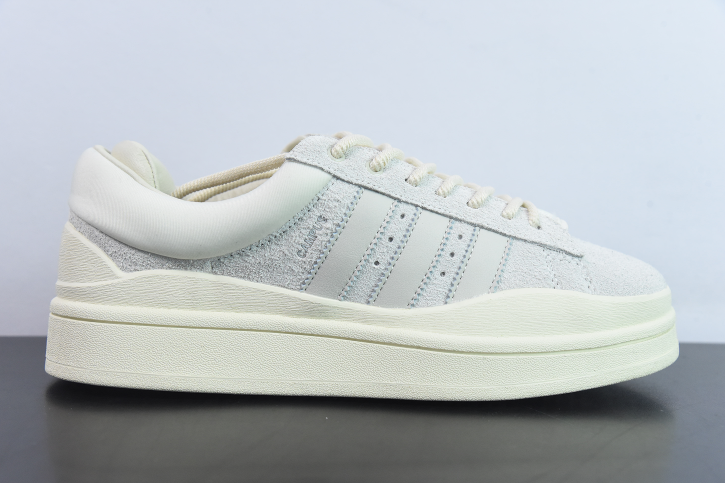 Tênis adidas Campus Light Bad Bunny Cream