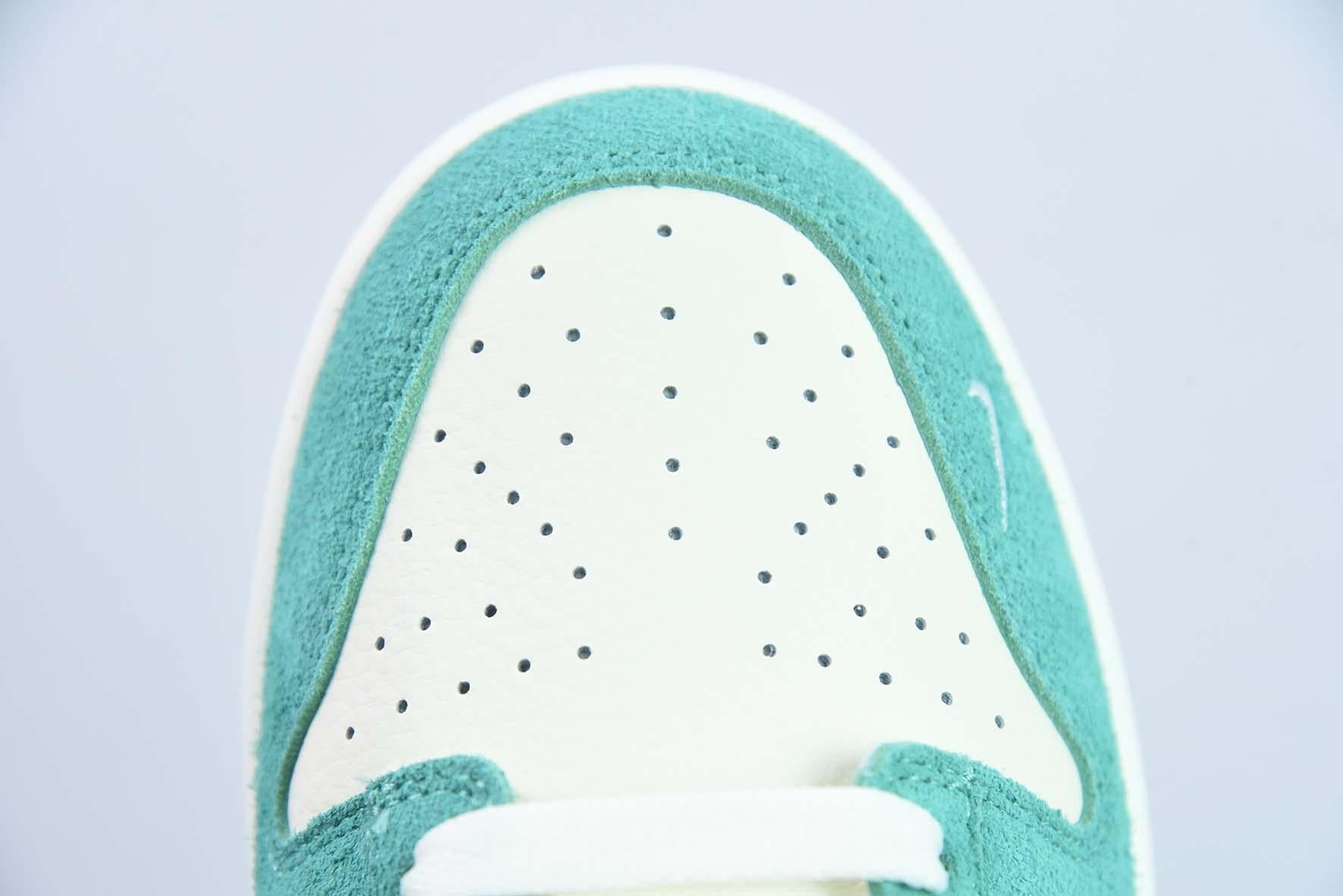 Tênis Nike Dunk Low Kasina Neptune Green