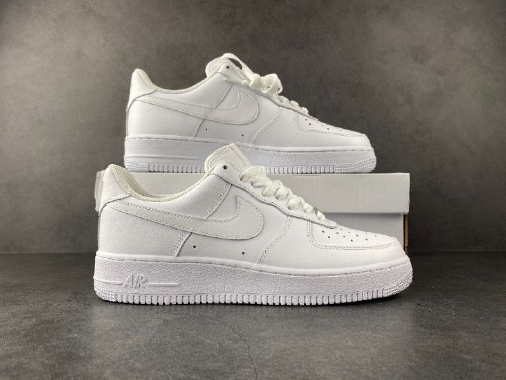 Tênis Nike Air Force 1 Low '07 White