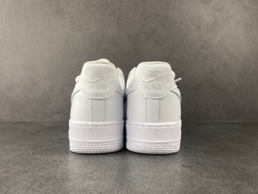 Tênis Nike Air Force 1 Low '07 White