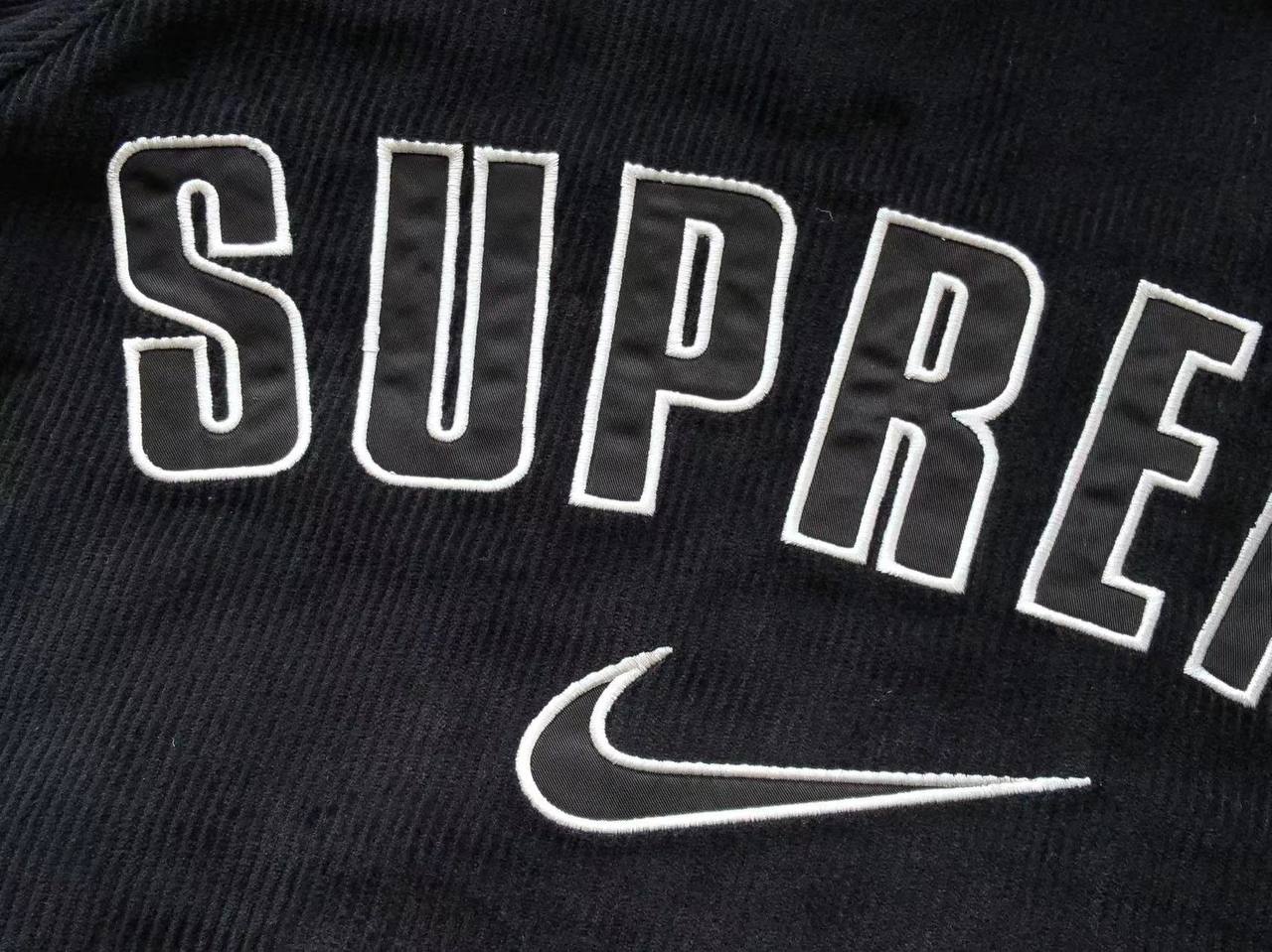 Jaqueta Supreme x Nike
