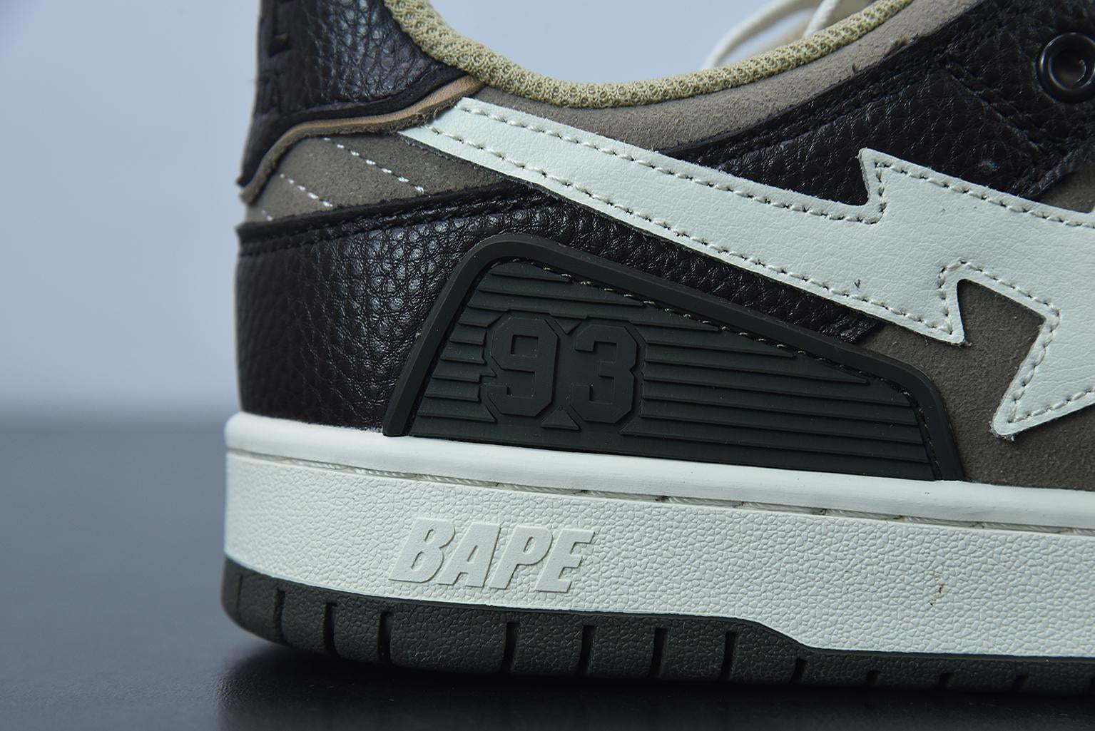 Tênis Bathing Ape SK8 Sta Low Brown Gray