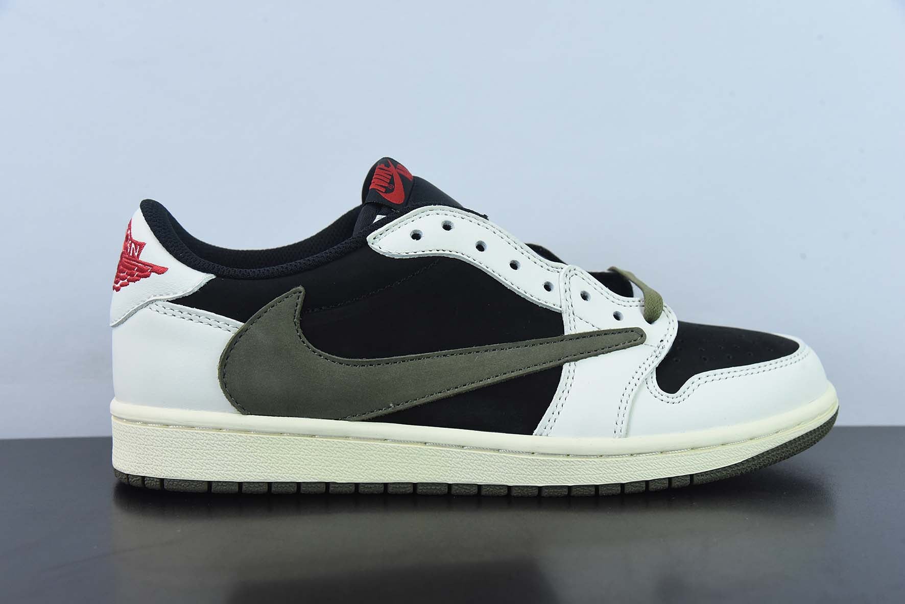 Tênis Jordan 1 Retro Low OG SP Travis Scott Olive (W)