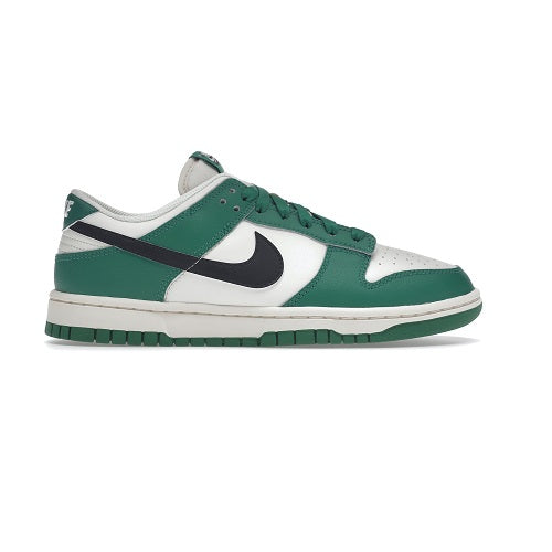 Tênis Nike Dunk Low SE Lottery Pack Malachite Green