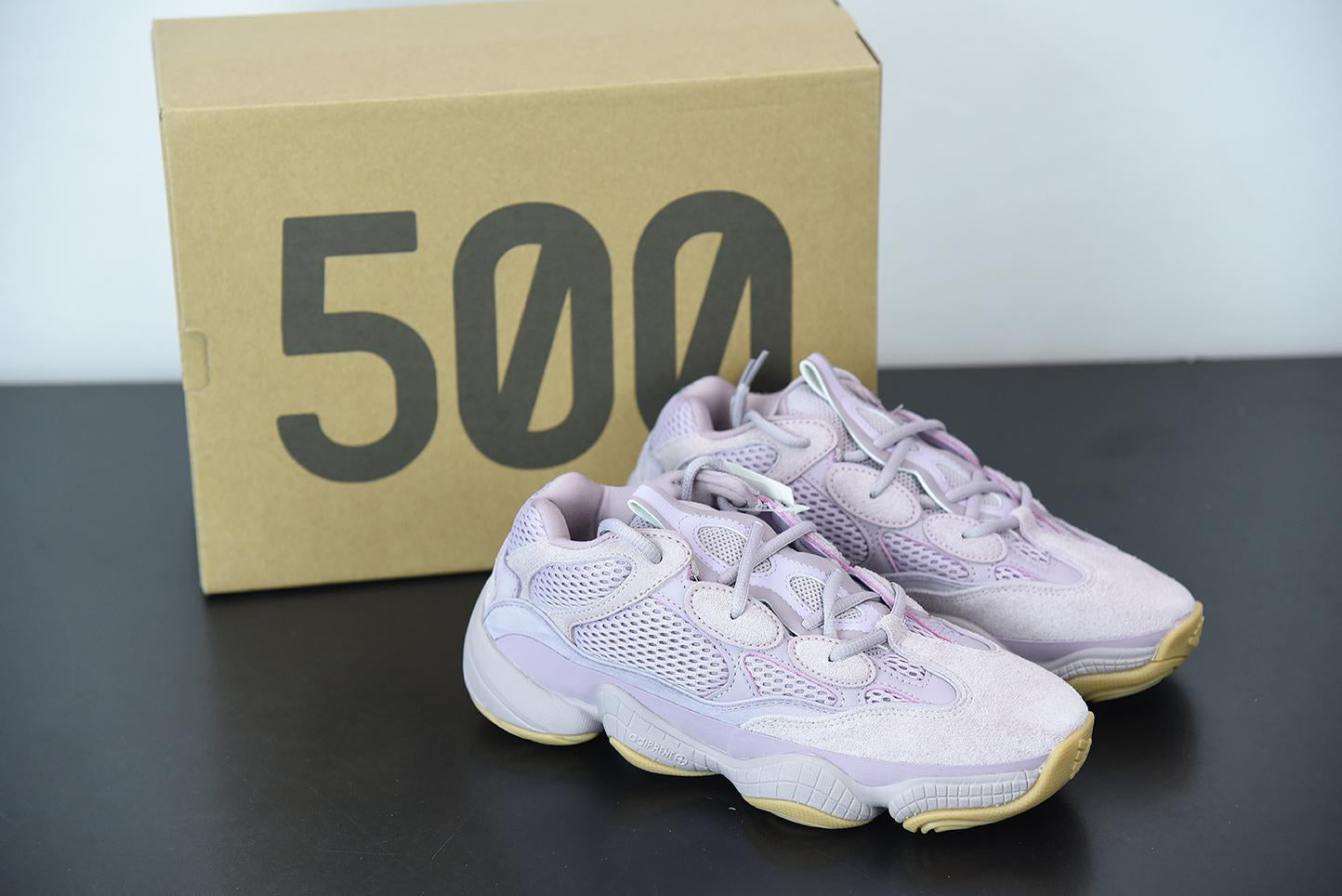 Tênis Yeezy 500 Soft Vision