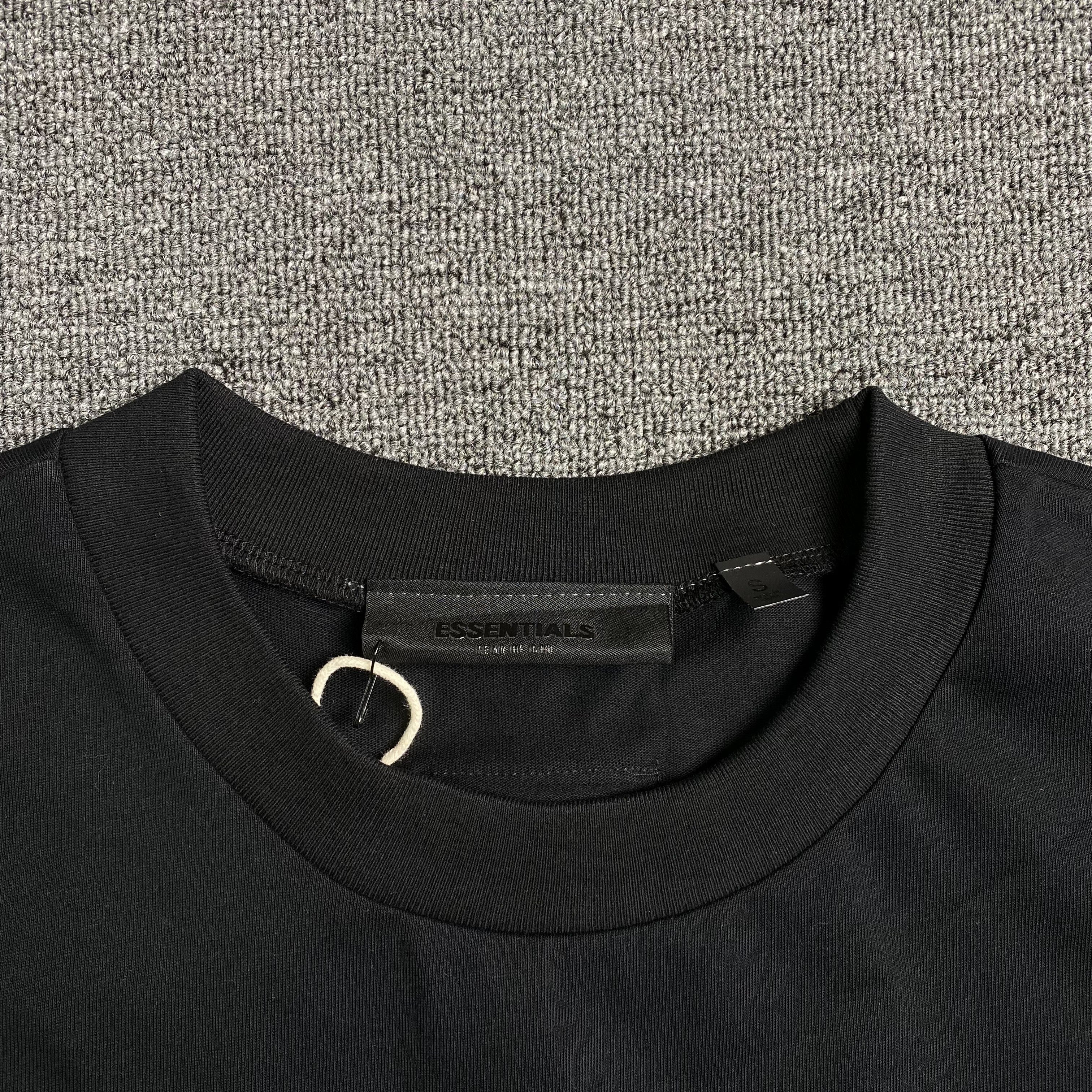 Camiseta Fear Of God Essentials