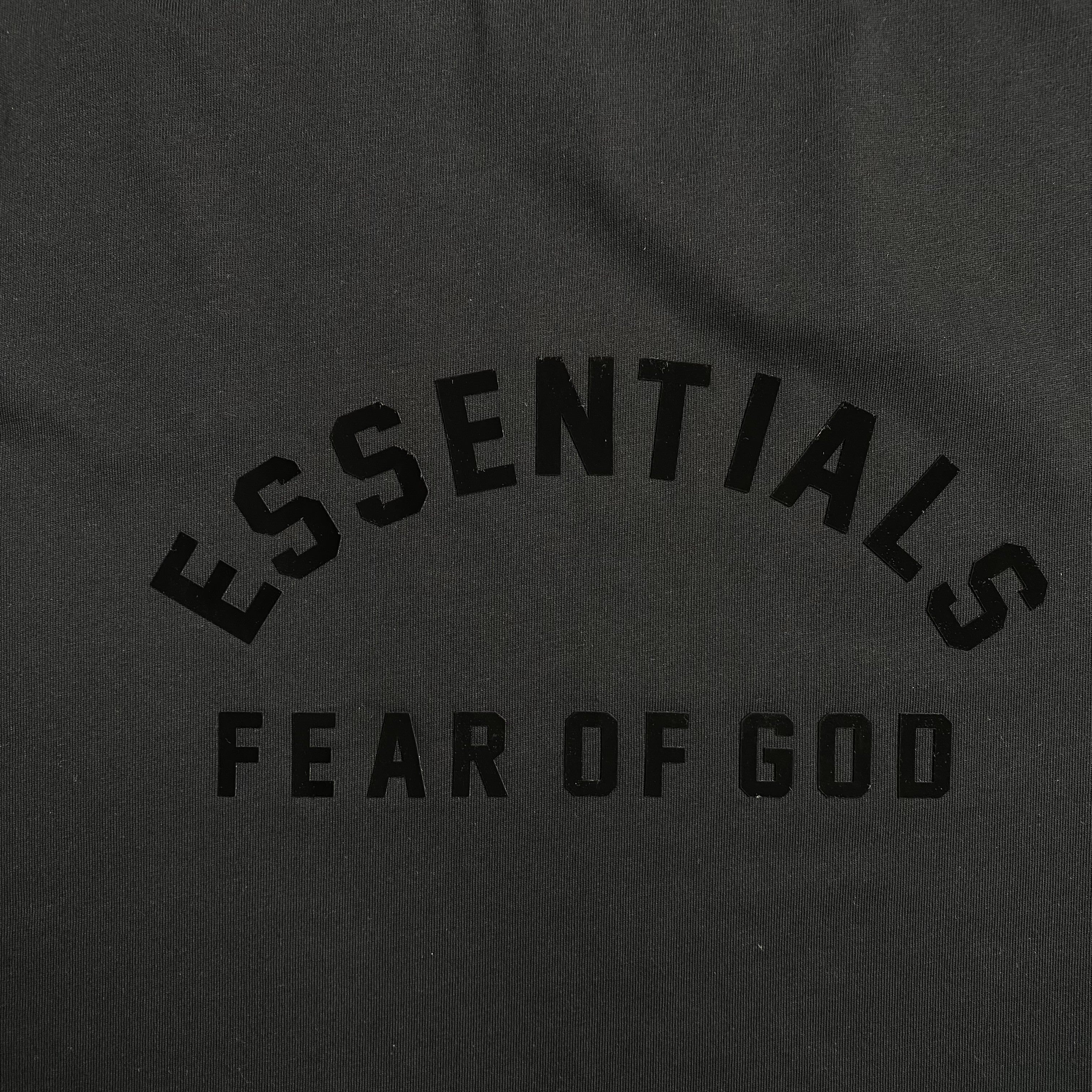 Camiseta Fear Of God Essentials