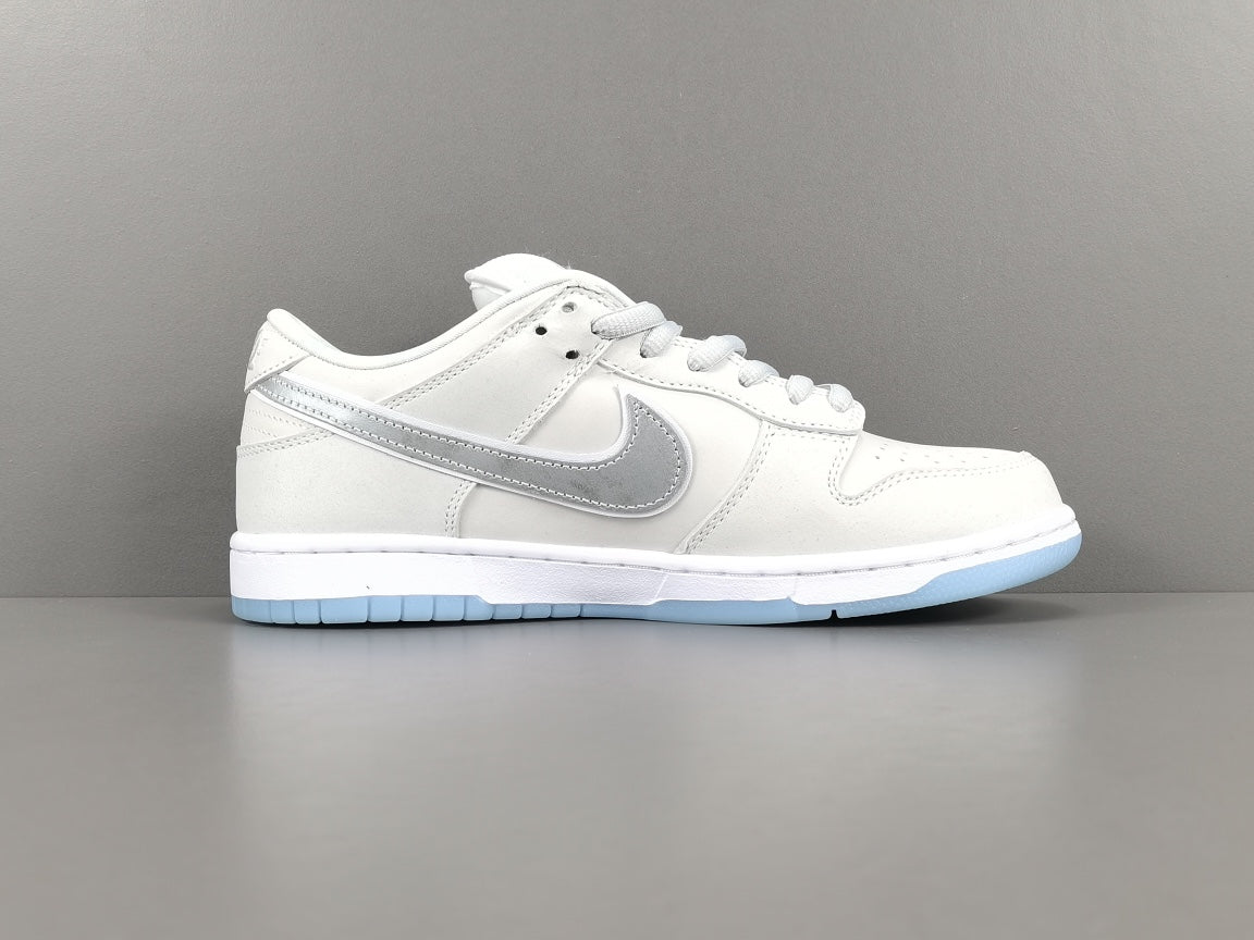 Tênis Nike SB Dunk Low White Lobster