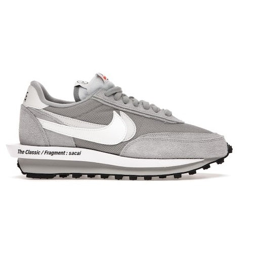Tênis Nike LD Waffle SF sacai Fragment Grey