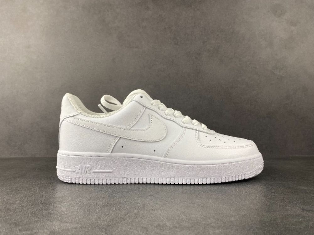 Tênis Nike Air Force 1 Low '07 White