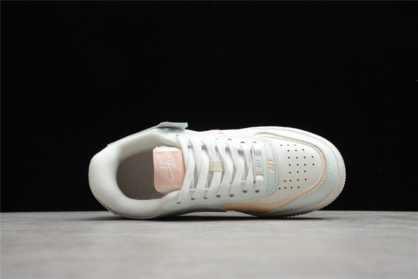 Tênis Nike Air Force 1 Shadow Sail Barely Green (W)