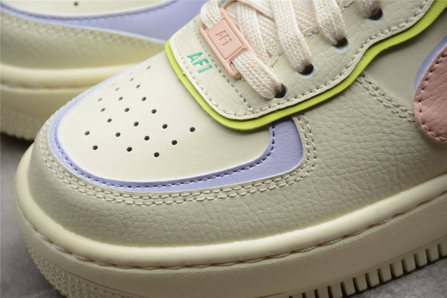Tênis Air Force 1 Shadow SE "Cashmere" (W)