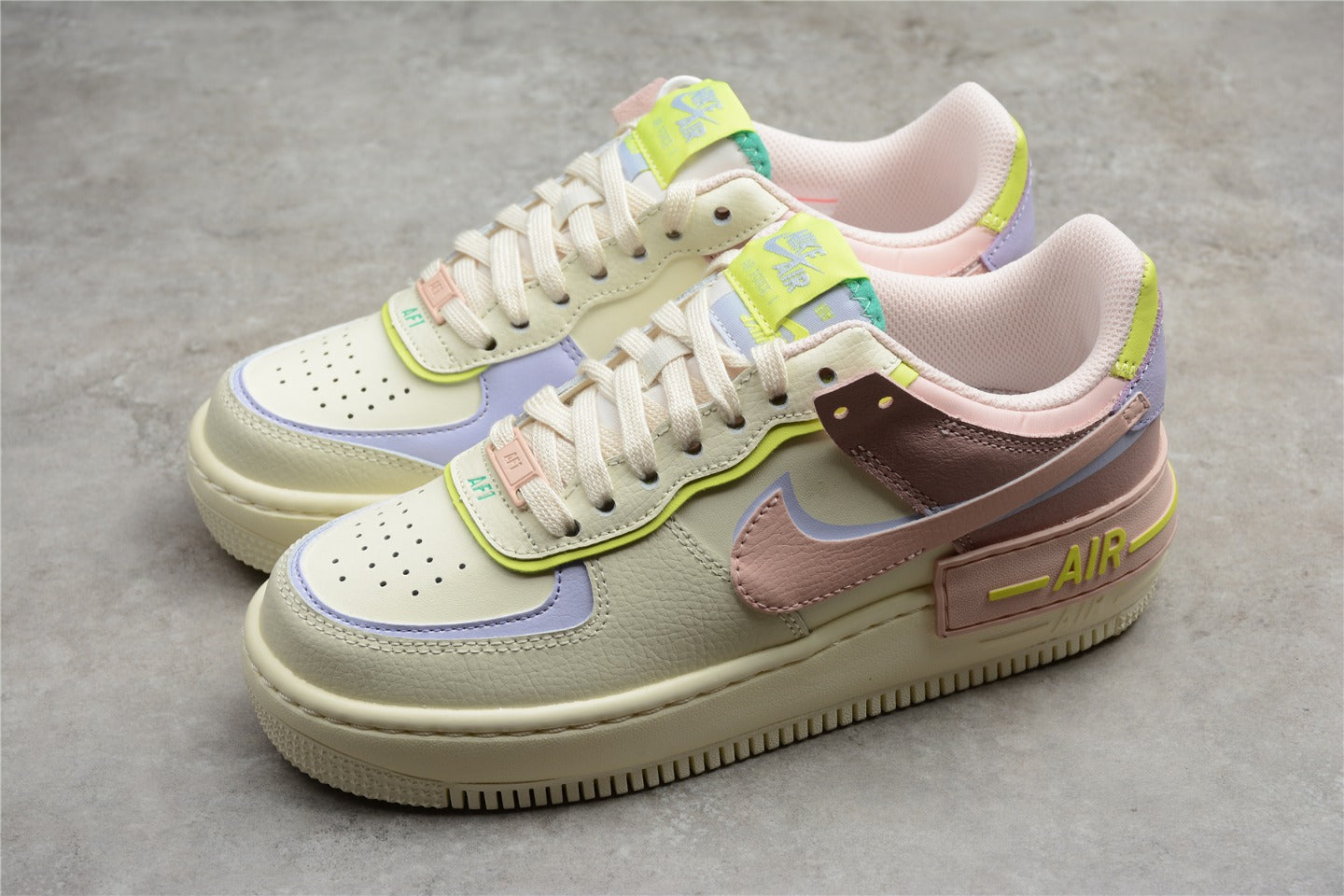 Tênis Air Force 1 Shadow SE "Cashmere" (W)